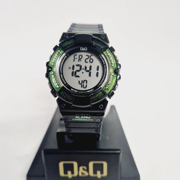Q&Q Japan Children Digital Sports Watch Black Green