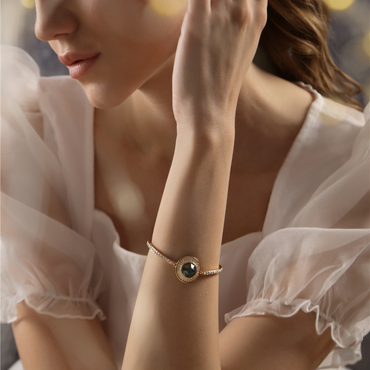 Newbridge Gold Bracelet with Montana Stone