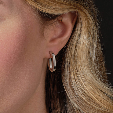 Simple Oval Hoop Earrings in Silver or Gold