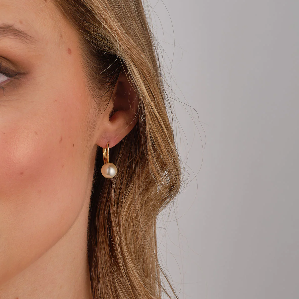 Freshwater Pearl Simple Drop Earrings in Silver or Gold