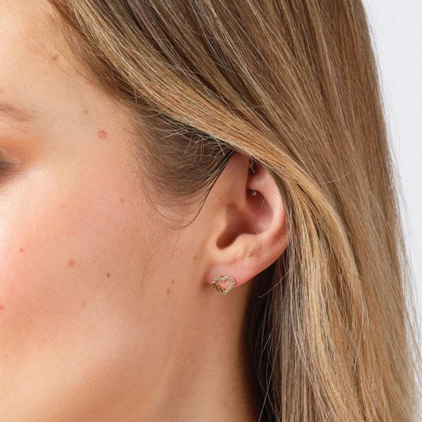 9ct Gold Infinity Heart Stud Earrings