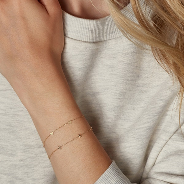 9ct Yellow Gold 3 Hearts Dainty Chain Bracelet