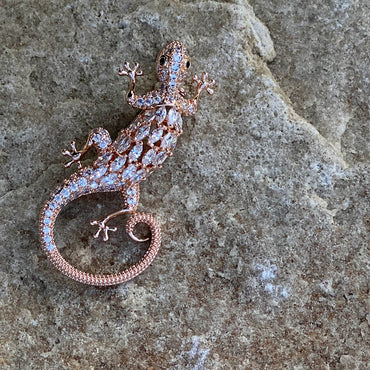 Shop Lizard Diamante Rose Gold Brooch