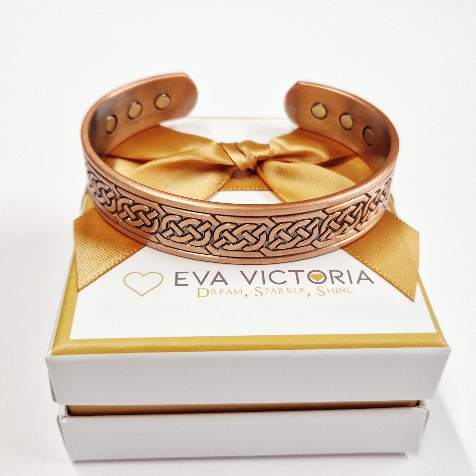 Pure copper men’s magnetic therapy bracelet Eva Victoria Ireland