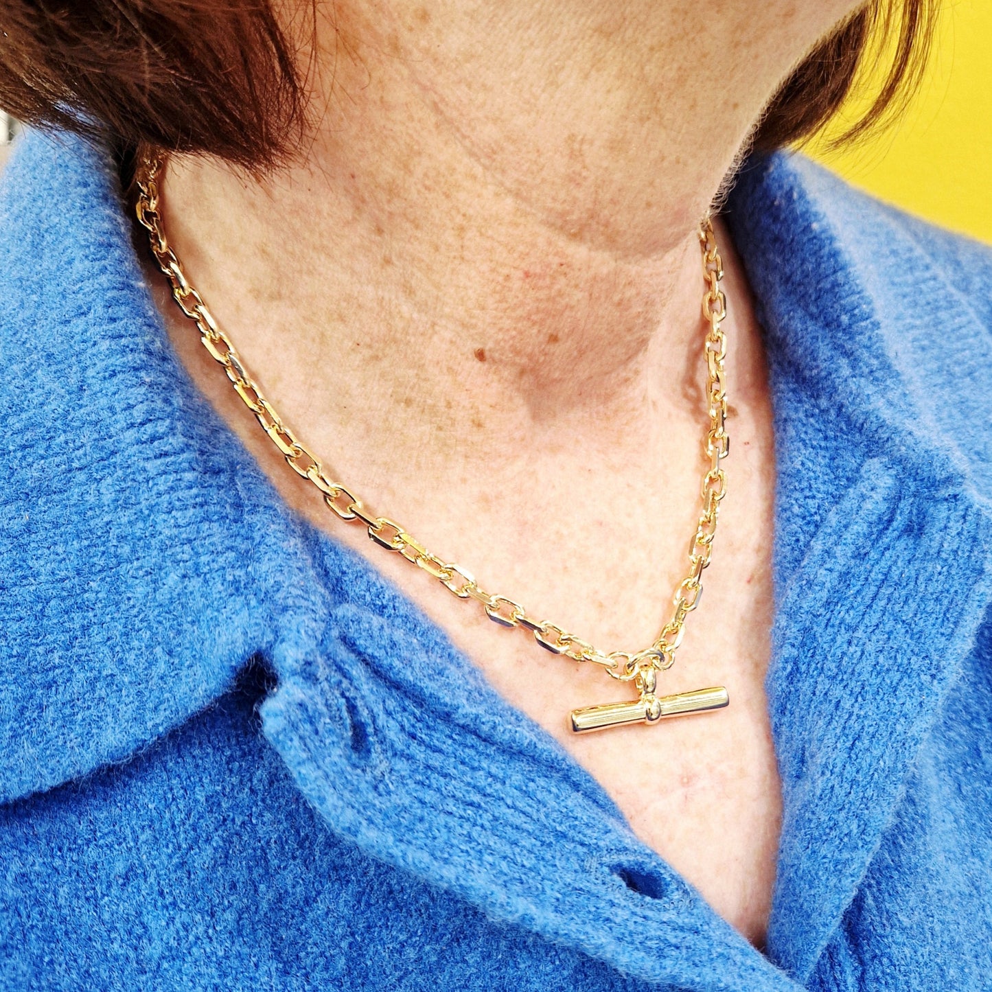Absolute Jewellery Gold T-Bar Necklace