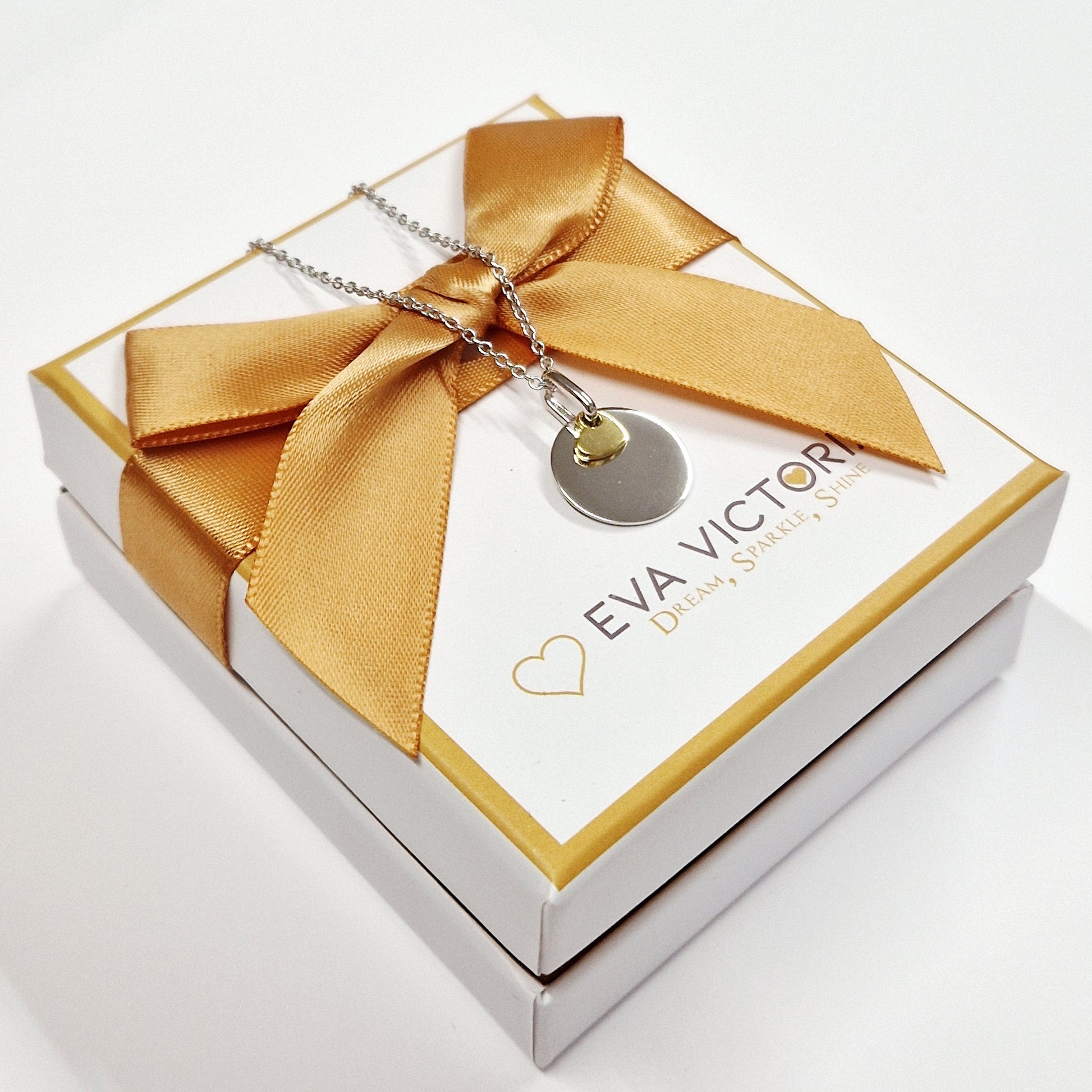 Custom engraved 15mm disc pendant on 45cm chain Eva Victoria