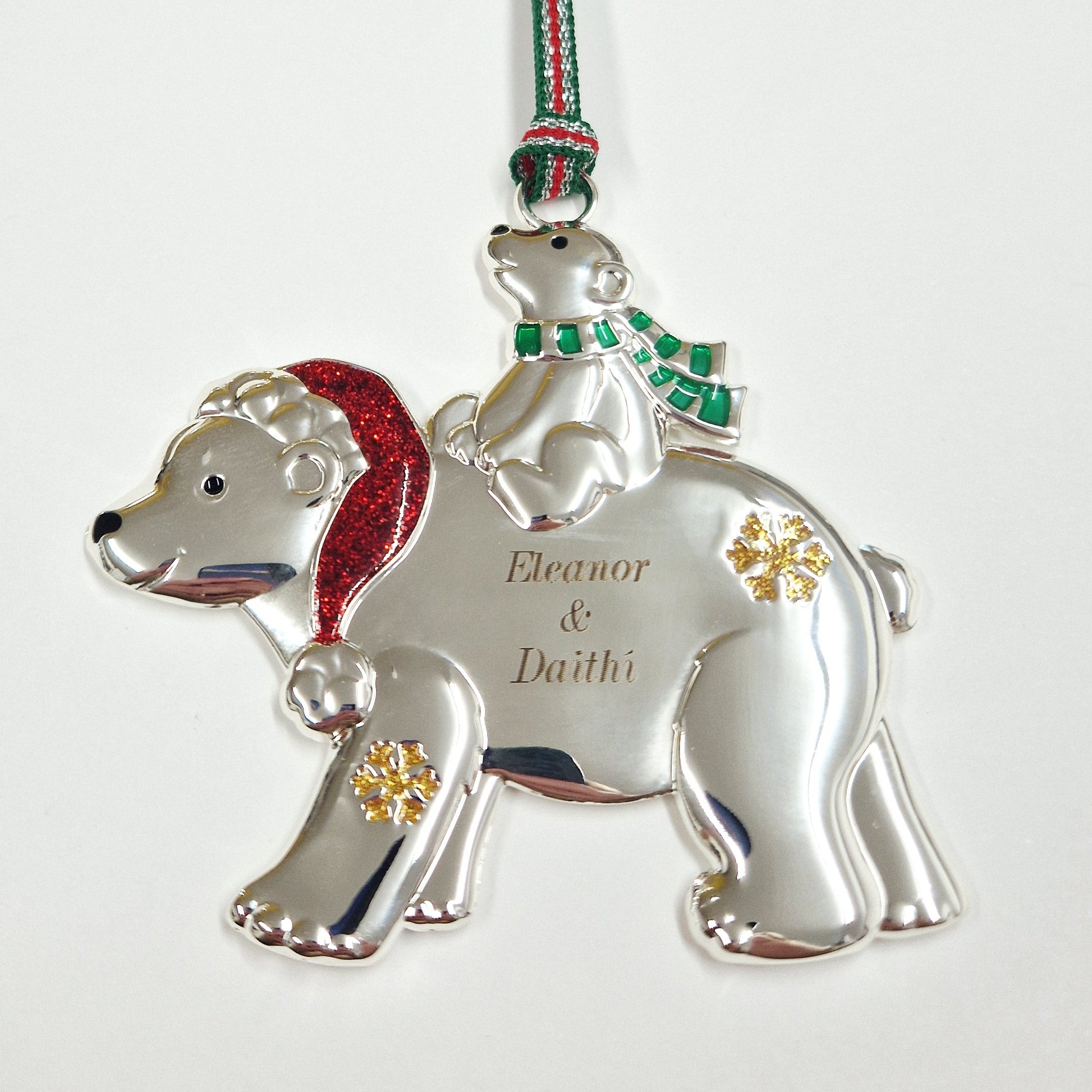bear and baby christmas decoration with engraving