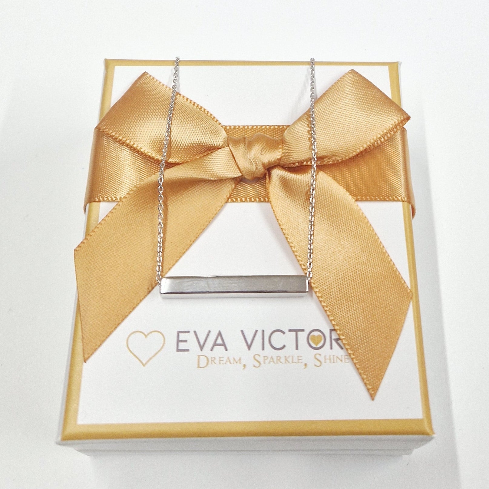 Eva Victoria Ireland - Personalised 3D Bar Silver Necklace