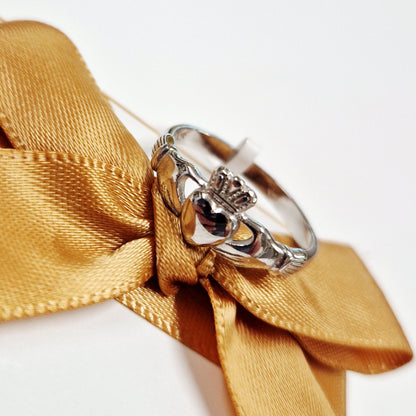 925 sterling silver classic claddagh ring no stone for ladies - eva victoria ireland