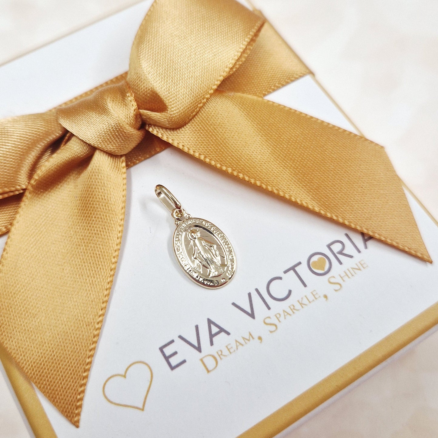 9ct gold oval Miraculous Medal 13 mm eva victoria ireland