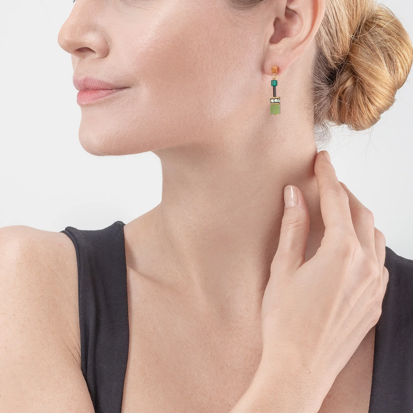 Coeur De Lion GeoCUBE Iconic Precious Nephrite Gold Earrings