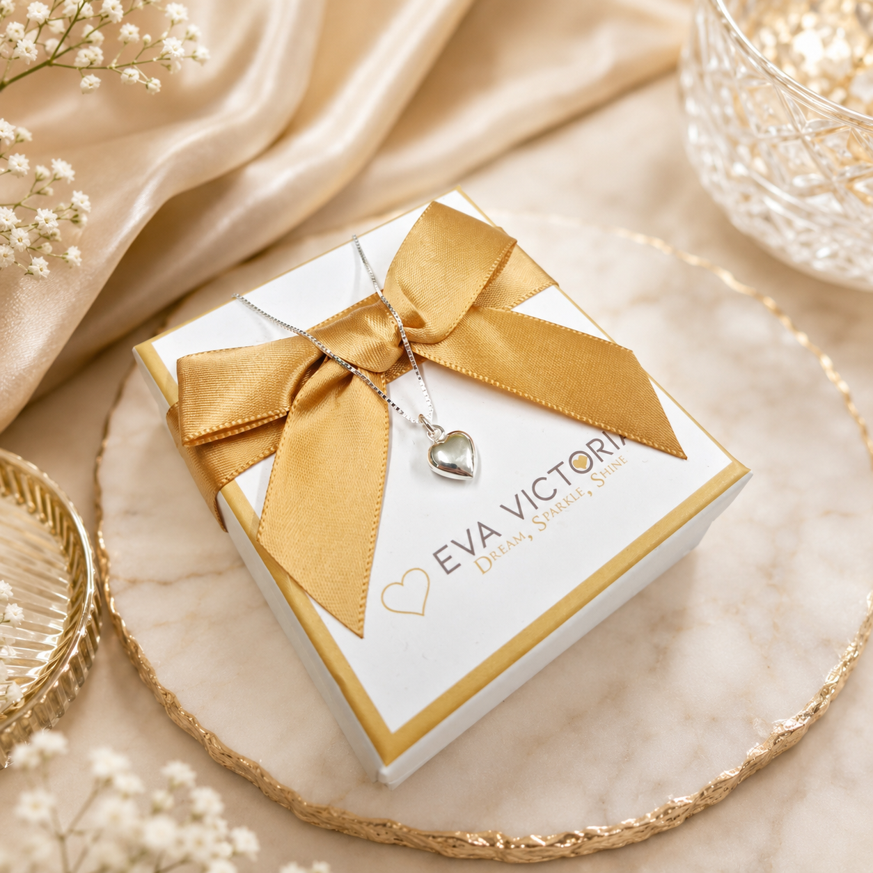 Eva Victoria necklace with heart pendant for girls ireland