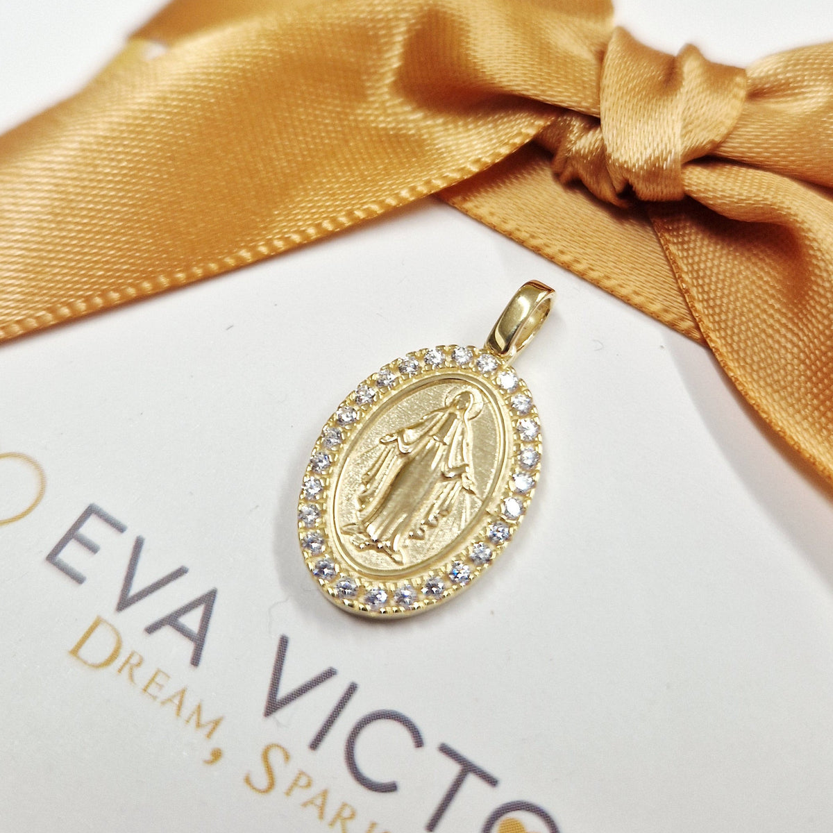 9ct gold Miraculous Medal religious jewellery Ireland 17mm