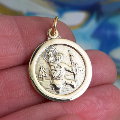 9ct Yellow Gold St. Christopher Medal 19mm