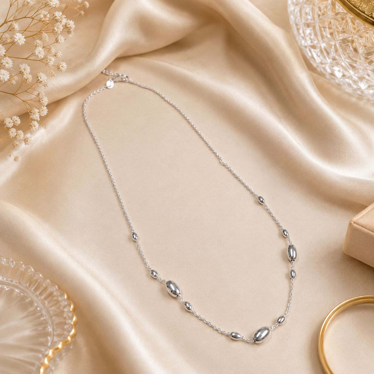 Eva Victoria Everyday Elegance Oval Beads Necklace