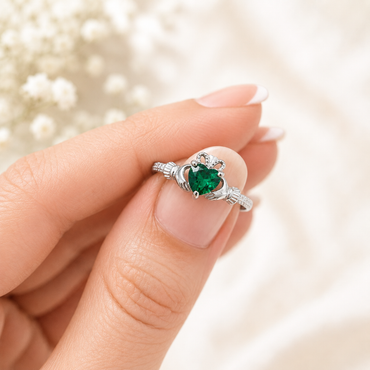 Sterling Silver Emerald Claddagh Ring