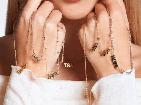 Personalised name necklace in sterling silver from Eva Victoria