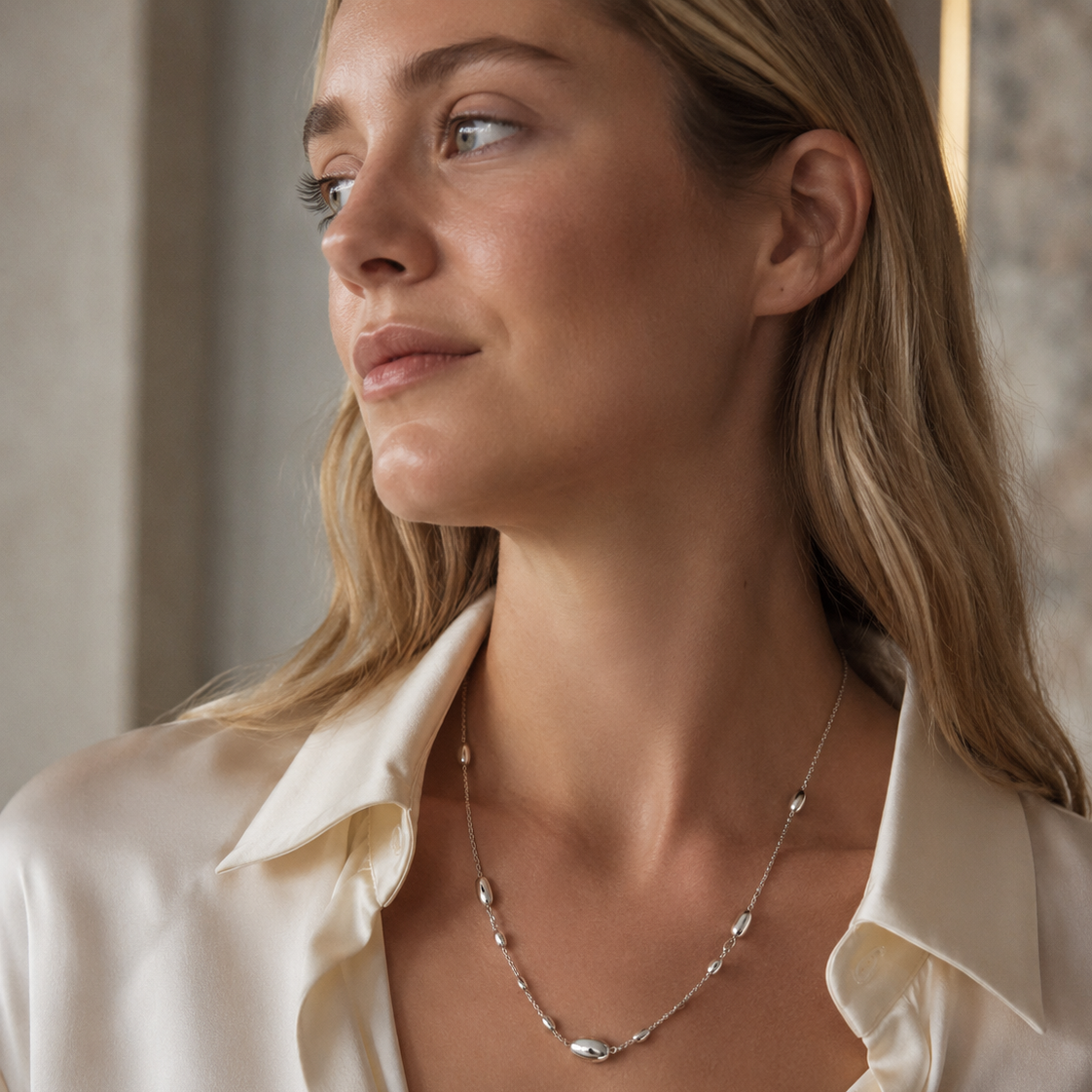 Eva Victoria Everyday Elegance Oval Beads Necklace