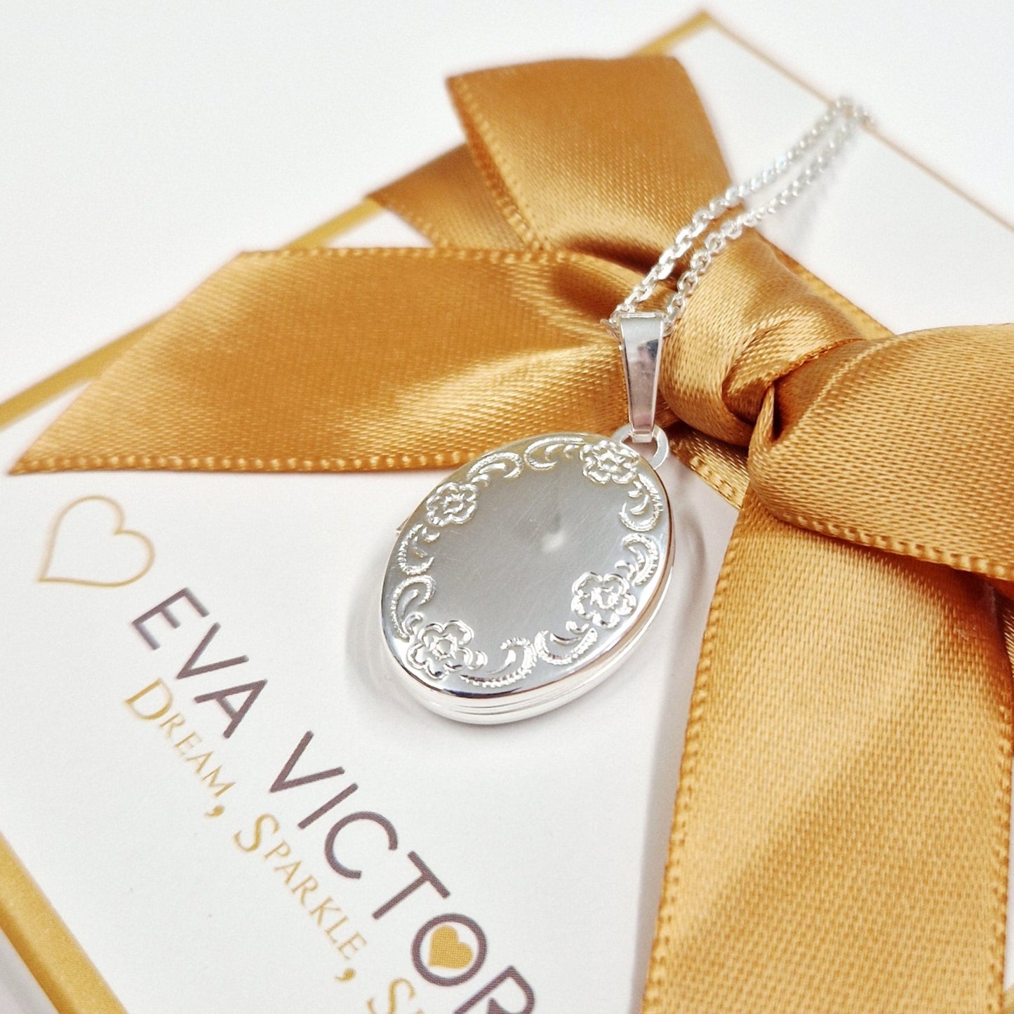 Sterling Silver 21mm Oval Photo Locket Floral