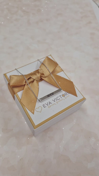 Eva Victoria Personalised 3D Bar Silver Necklace