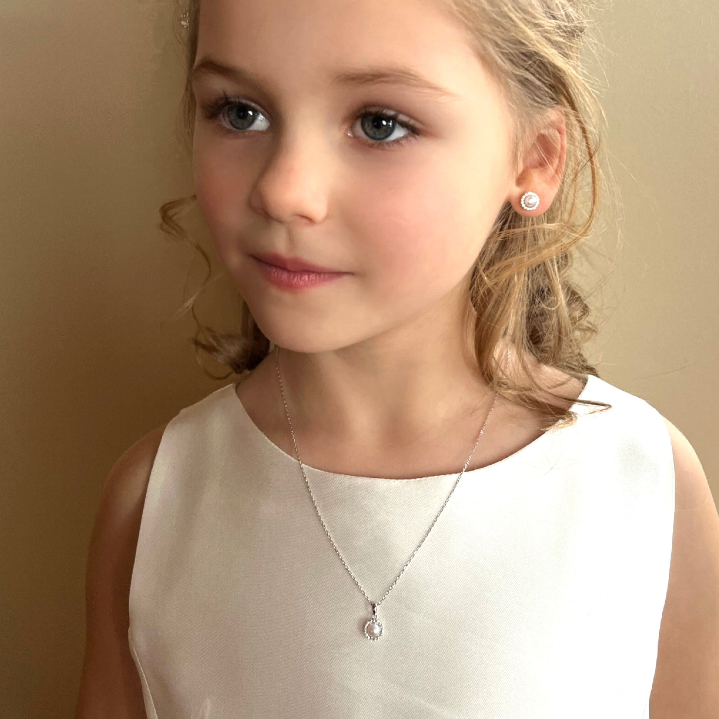 Children's Faux Pearl Necklace, Pearls & Crystal Necklace,  Bridal/Bridesmaid Necklace, Dainty Pearl Necklace, Flower Girl's Pearl  Necklace