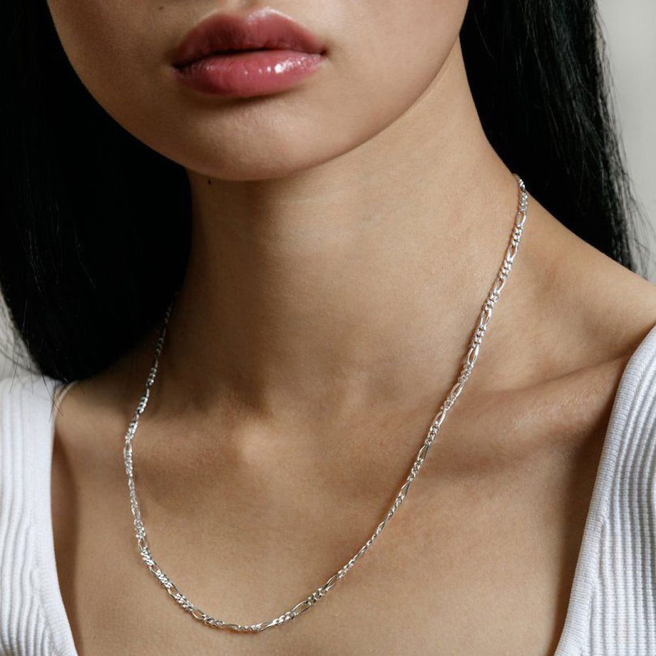 Silver figaro deals chain womens